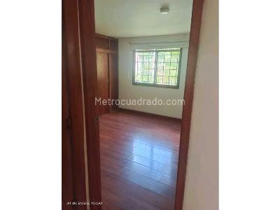 Casa de 4 alcobas en venta en La Doctora, Sabaneta, 250 m² · foto 14 de 20