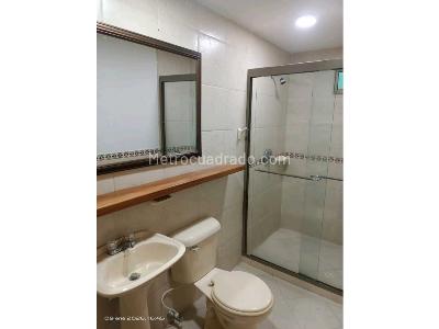Casa de 4 alcobas en venta en La Doctora, Sabaneta, 250 m² · foto 18 de 20