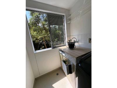Apartamento de 3 alcobas en venta en Loma De San Jose, Sabaneta, 120 m² · foto 11 de 20