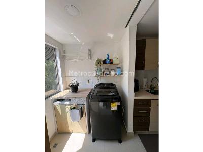 Apartamento de 3 alcobas en venta en Loma De San Jose, Sabaneta, 120 m² · foto 13 de 20
