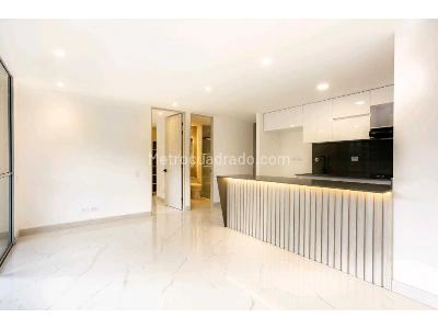Apartamento de 3 alcobas en venta en Loma De San Jose, Sabaneta, 80 m² · foto 2 de 20