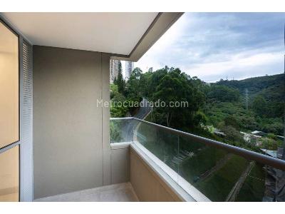 Apartamento de 3 alcobas en venta en Loma De San Jose, Sabaneta, 80 m² · foto 12 de 20