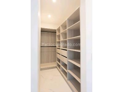 Apartamento de 3 alcobas en venta en Loma De San Jose, Sabaneta, 80 m² · foto 17 de 20