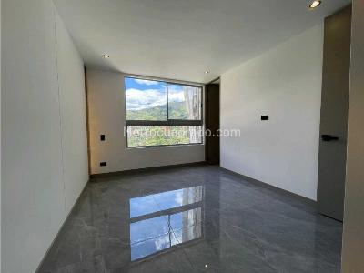 Apartamento en venta en Loma De San Jose, Sabaneta · foto 8 de 16