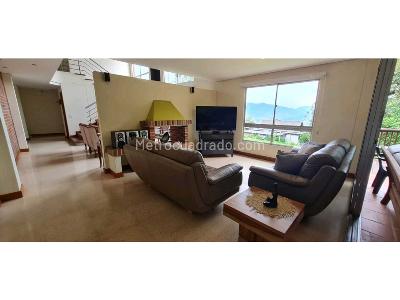 Casa de 5 alcobas en venta en Loma Del Escobero, Envigado · foto 4 de 20