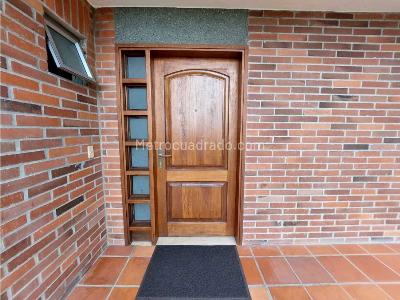 Casa de 5 alcobas en venta en Loma Del Escobero, Envigado · foto 6 de 20