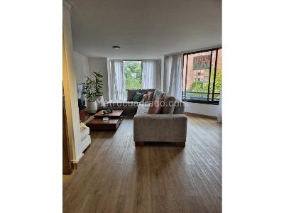 Apartamento de 3 alcobas en venta en El Tesoro, Medellín, 140 m² · foto 2 de 14