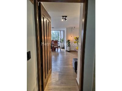Apartamento de 3 alcobas en venta en El Tesoro, Medellín, 140 m² · foto 4 de 14