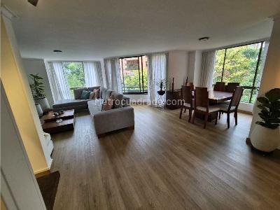Apartamento de 3 alcobas en venta en El Tesoro, Medellín, 140 m² · foto 5 de 14