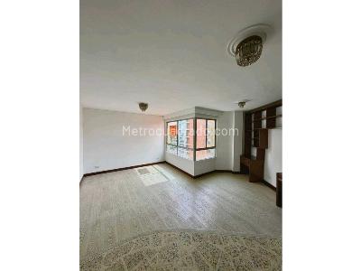 Apartamento en venta en Laureles, Medellín · foto 4 de 19