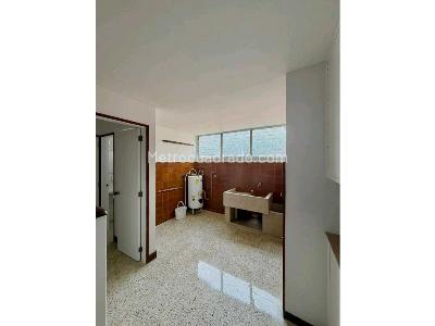 Apartamento en venta en Laureles, Medellín · foto 11 de 19