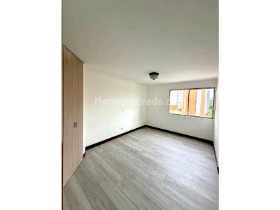 Apartamento en venta en Laureles, Medellín · foto 13 de 19