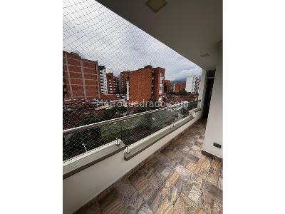 Apartamento de 3 alcobas en venta en La Castellana, Medellín, 116 m² · foto 11 de 14