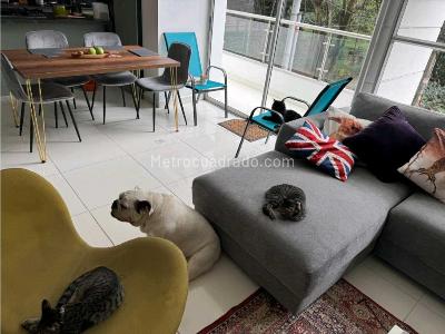 Apartamento de 3 alcobas en venta en Laureles, Medellín, 183 m² · foto 3 de 20