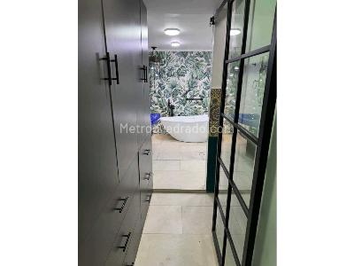 Apartamento de 3 alcobas en venta en Laureles, Medellín, 183 m² · foto 11 de 20