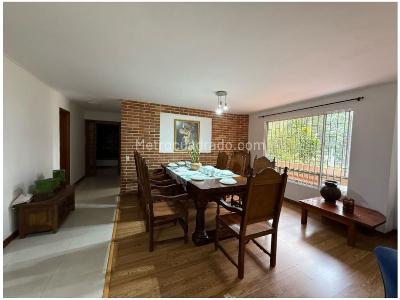 Apartamento en venta en San Lucas Poblado, Medellín · foto 4 de 20