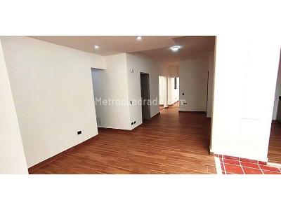 Apartamento en venta en Laureles, Medellín · foto 7 de 20
