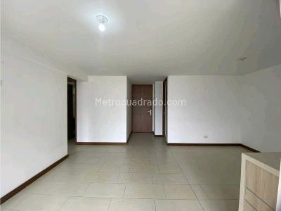 Apartamento de 2 alcobas en venta en Loma De Las Brujas, Envigado, 77 m² · foto 10 de 12