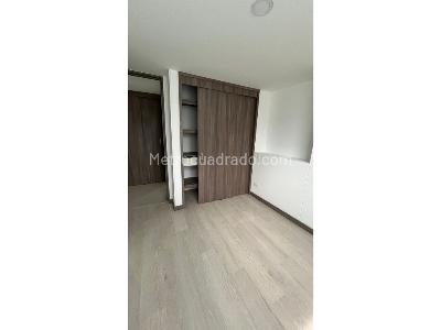 Apartamento de 3 alcobas en venta en La Doctora, Sabaneta, 76 m² · foto 6 de 15