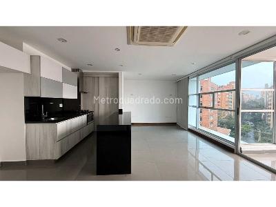 Apartamento en venta en Laureles, Medellín · foto 2 de 20