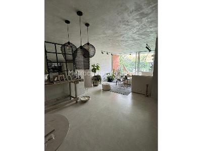 Apartamento en venta en San Lucas Poblado, Medellín · foto 2 de 18