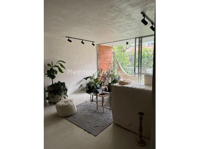 Apartamento en venta en San Lucas Poblado, Medellín · foto 3 de 18