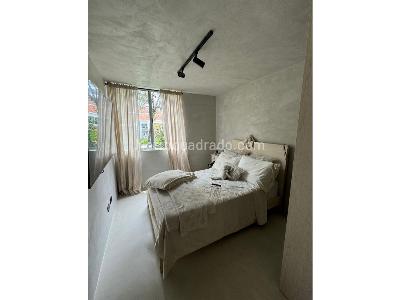 Apartamento en venta en San Lucas Poblado, Medellín · foto 8 de 18