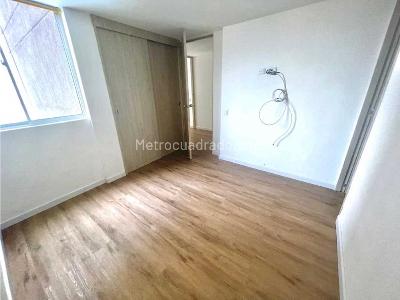 Apartamento de 3 alcobas en venta en Prados De Sabaneta, Sabaneta, 68 m² · foto 10 de 20