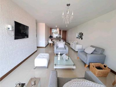 Apartamento en venta en Loma Del Esmeraldal, Envigado · foto 2 de 20