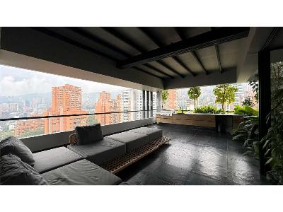 Apartamento en venta en El Poblado, Medellín · foto 3 de 20