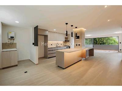 Apartamento de 4 alcobas en venta en La Linde Poblado, Medellín, 154 m² · foto 5 de 20