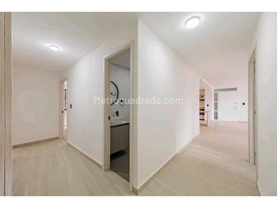 Apartamento de 4 alcobas en venta en La Linde Poblado, Medellín, 154 m² · foto 9 de 20