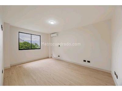 Apartamento de 4 alcobas en venta en La Linde Poblado, Medellín, 154 m² · foto 16 de 20