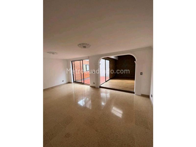 Casa – Envigado, barrio los naranjos, Valle de Aburrá - Vista 5
