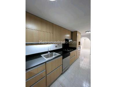 Casa de 4 alcobas en venta en La Sebastiana, Envigado, 202 m² · foto 7 de 20