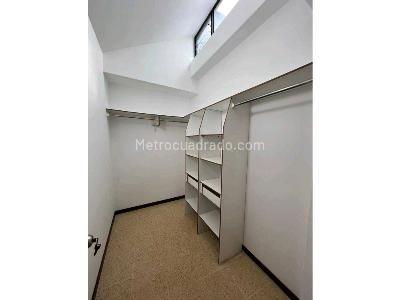 Casa de 4 alcobas en venta en La Sebastiana, Envigado, 202 m² · foto 18 de 20
