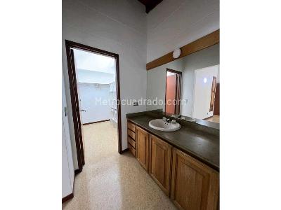 Casa de 4 alcobas en venta en La Sebastiana, Envigado, 202 m² · foto 20 de 20