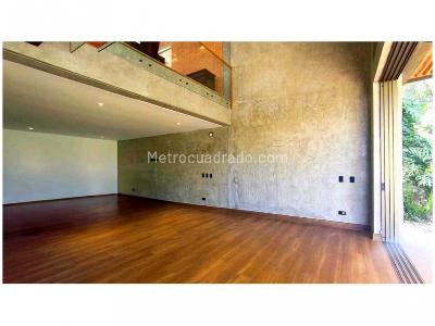 Casa de 3 alcobas en venta en El Poblado, Medellín, 1564 m² · foto 5 de 20