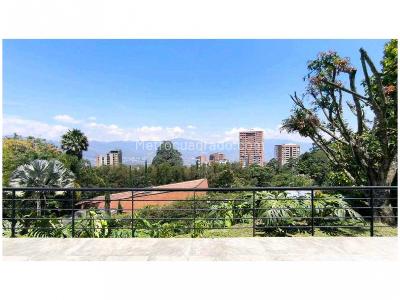 Casa de 3 alcobas en venta en El Poblado, Medellín, 1564 m² · foto 10 de 20