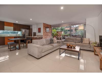 Apartamento de 2 alcobas en venta en Alejandria Poblado, Medellín, 80 m² · foto 4 de 20