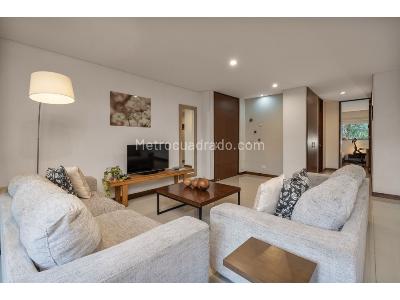Apartamento de 2 alcobas en venta en Alejandria Poblado, Medellín, 80 m² · foto 11 de 20