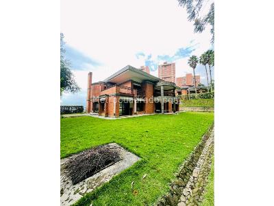 Casa de 5 alcobas en venta en La Calera, Medellín, 1500 m² · foto 3 de 12