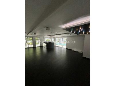 Casa de 4 alcobas en venta en San Lucas Poblado, Medellín, 585 m² · foto 12 de 20