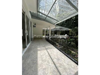Casa de 4 alcobas en venta en San Lucas Poblado, Medellín, 585 m² · foto 17 de 20