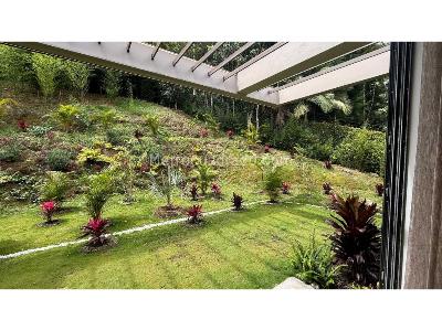 Casa de 5 alcobas en venta en Los Balsos Poblado, Medellín · foto 4 de 20