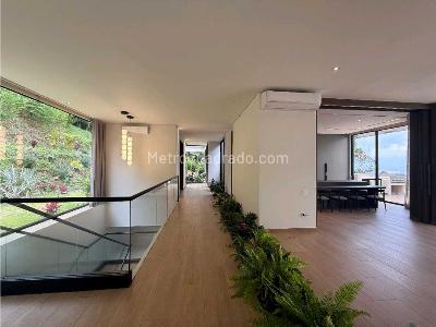 Casa de 5 alcobas en venta en Los Balsos Poblado, Medellín · foto 15 de 20