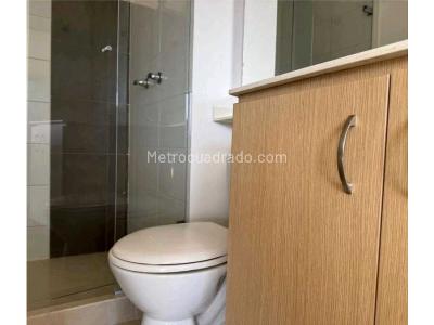 Apartamento de 2 alcobas en venta en San Remo, Sabaneta, 64 m² · foto 9 de 18