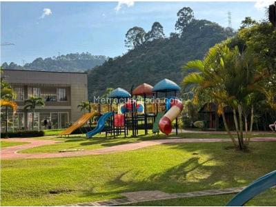 Apartamento de 2 alcobas en venta en San Remo, Sabaneta, 64 m² · foto 14 de 18
