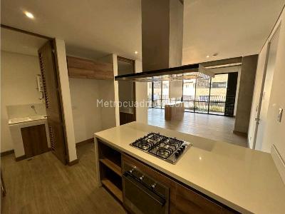 Apartaestudio en venta en Ciudad Del Rio Poblado, Medellín, 69 m² · foto 5 de 13