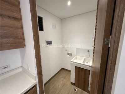 Apartaestudio en venta en Ciudad Del Rio Poblado, Medellín, 69 m² · foto 6 de 13